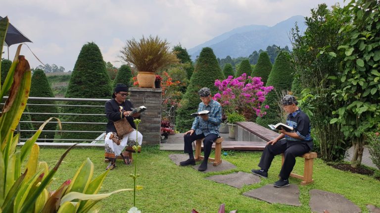 SYUTING GENTRA KAHURIPAN DI VILLA ISTANA BUNGA, DEO GRATIAS